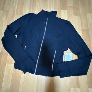 Brand New Lululemon Cropped Define in True Navy